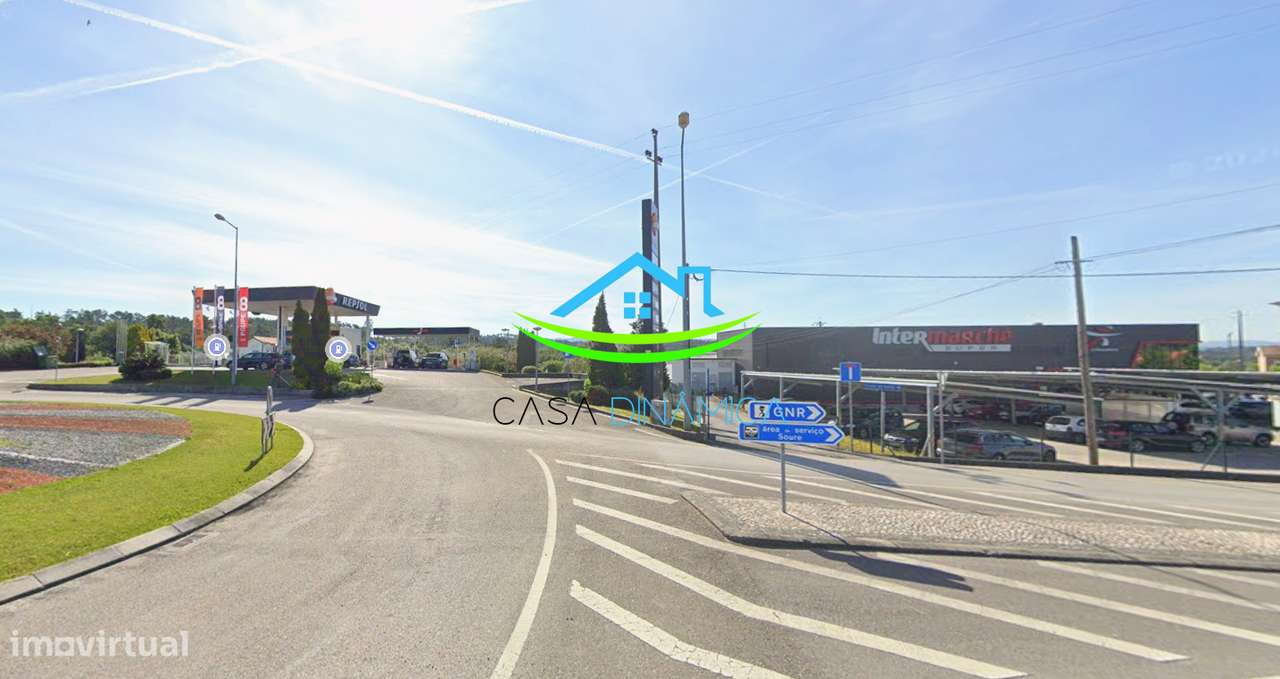 Apartamento T2 com garagem no centro de Soure-21