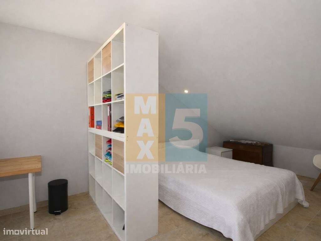 Moradia com 2 terraços em zona calma - Montijo-41