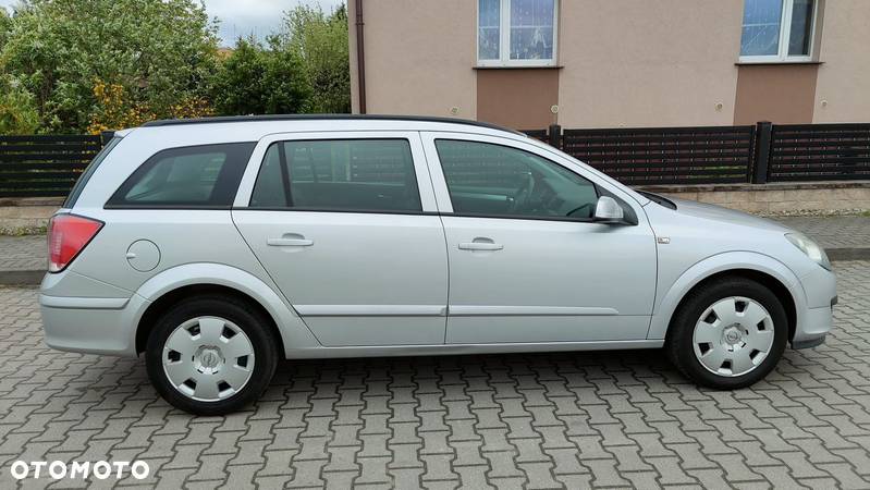 Opel Astra - 4