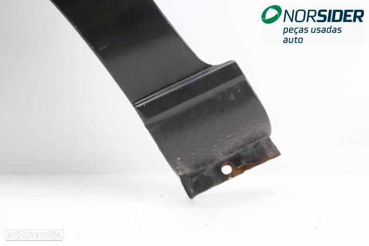 Guarda lamas esquerdo Renault Clio I Fase I|90-94 - 4