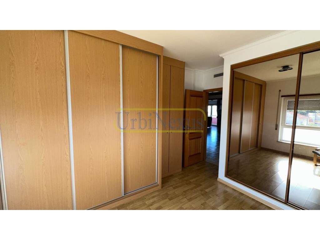 T2 - COMO NOVO - QUINTA DA LOMBA-7