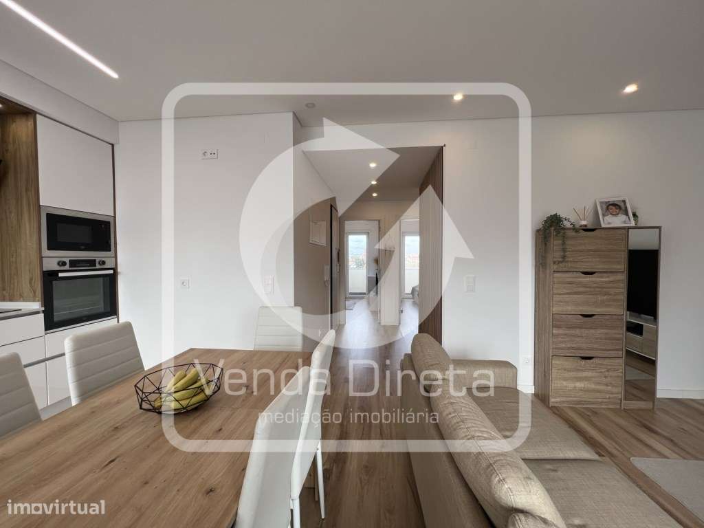 T2 remodelado com muita luz natural, Montijo. - Grande imagem: 4/26