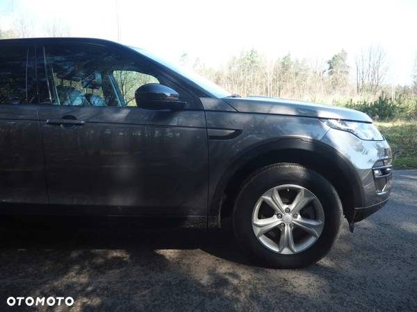 Land Rover Discovery Sport 2.0 D150 R-Dynamic HSE - 12
