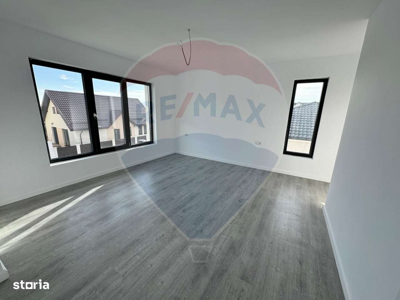 Buftea - Vilă nouă cu 5 camere, 3 băi, 141 mp utili, finisaje premium-13