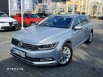 Volkswagen Passat - 1