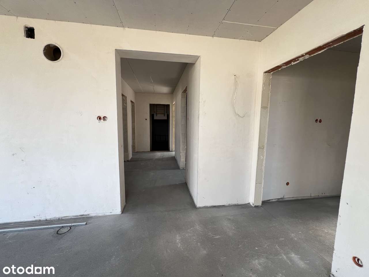 NOWY PARTEROWY DOM PRZY LESIE-11