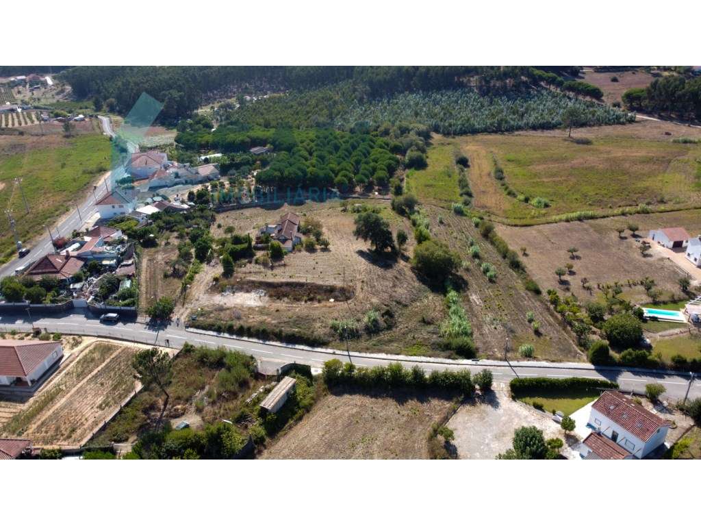 Moradia Térrea para Restauro | Terreno de malha urbana com 9.004 m²-7