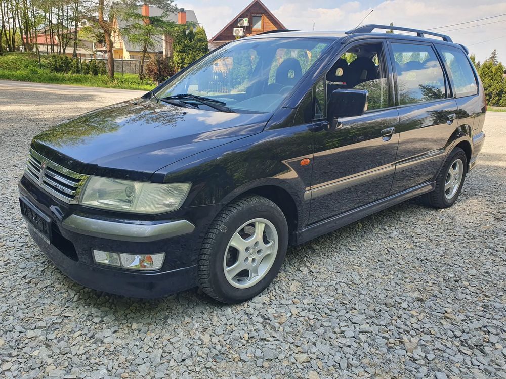 Mitsubishi Space Wagon 2.4 GDI Family 2000