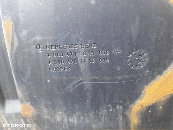 Zbiornik AdBlue Mercedes Actros MP4 9604700815 - 4