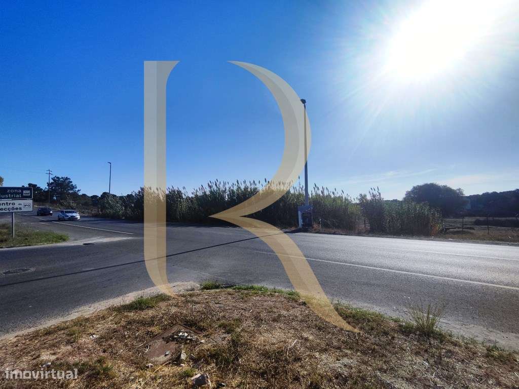 Terreno em Palhais - Barreiro - Grande imagem: 4/10