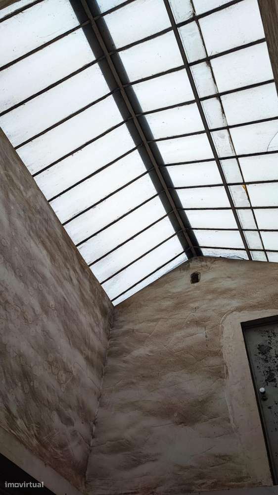 T4 Totalmente Remodelado na Amadora-22