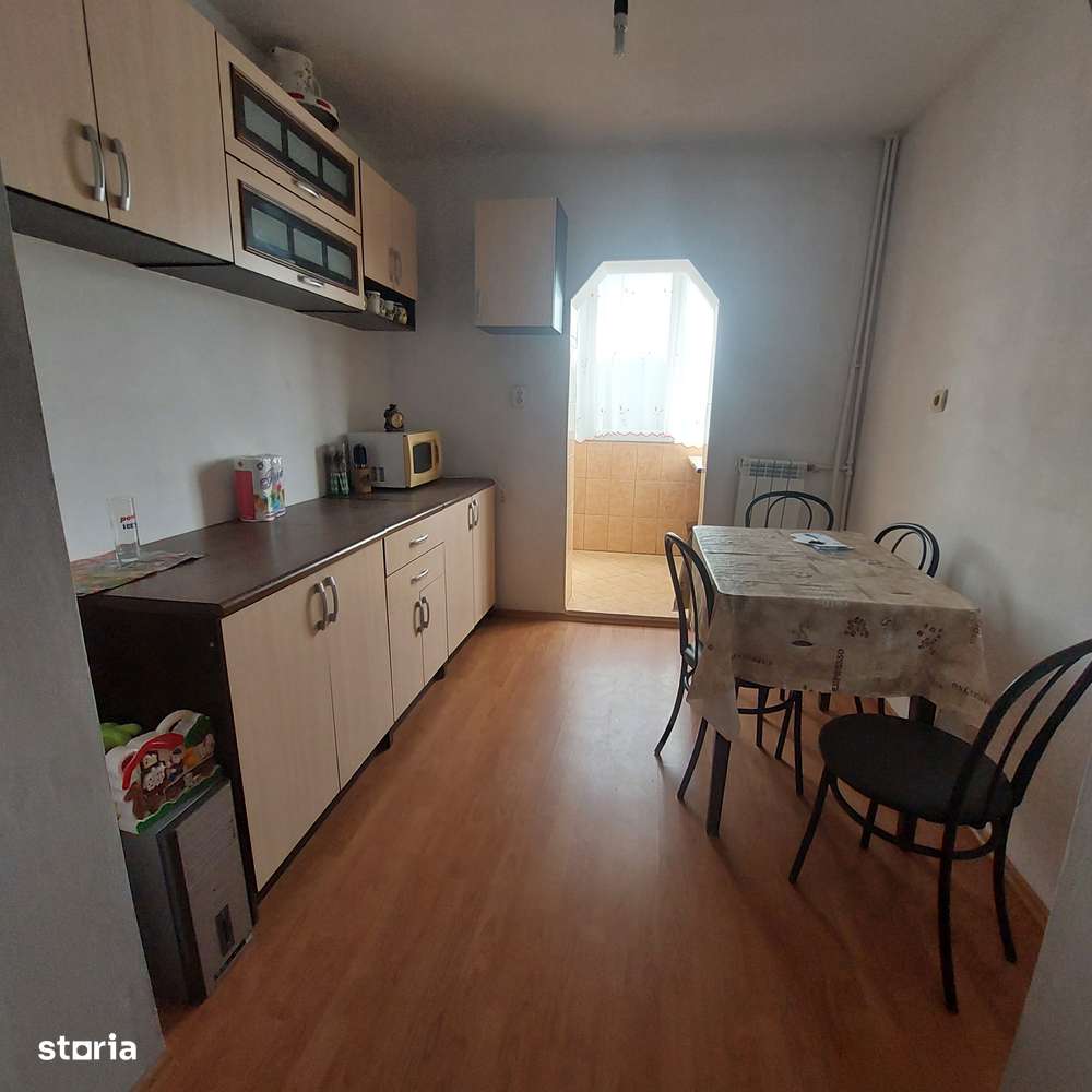 Inchiriem apartament cu 2 camere, strada Milcovului, etaj 3/4, Oradea - Imagine principală: 4/7