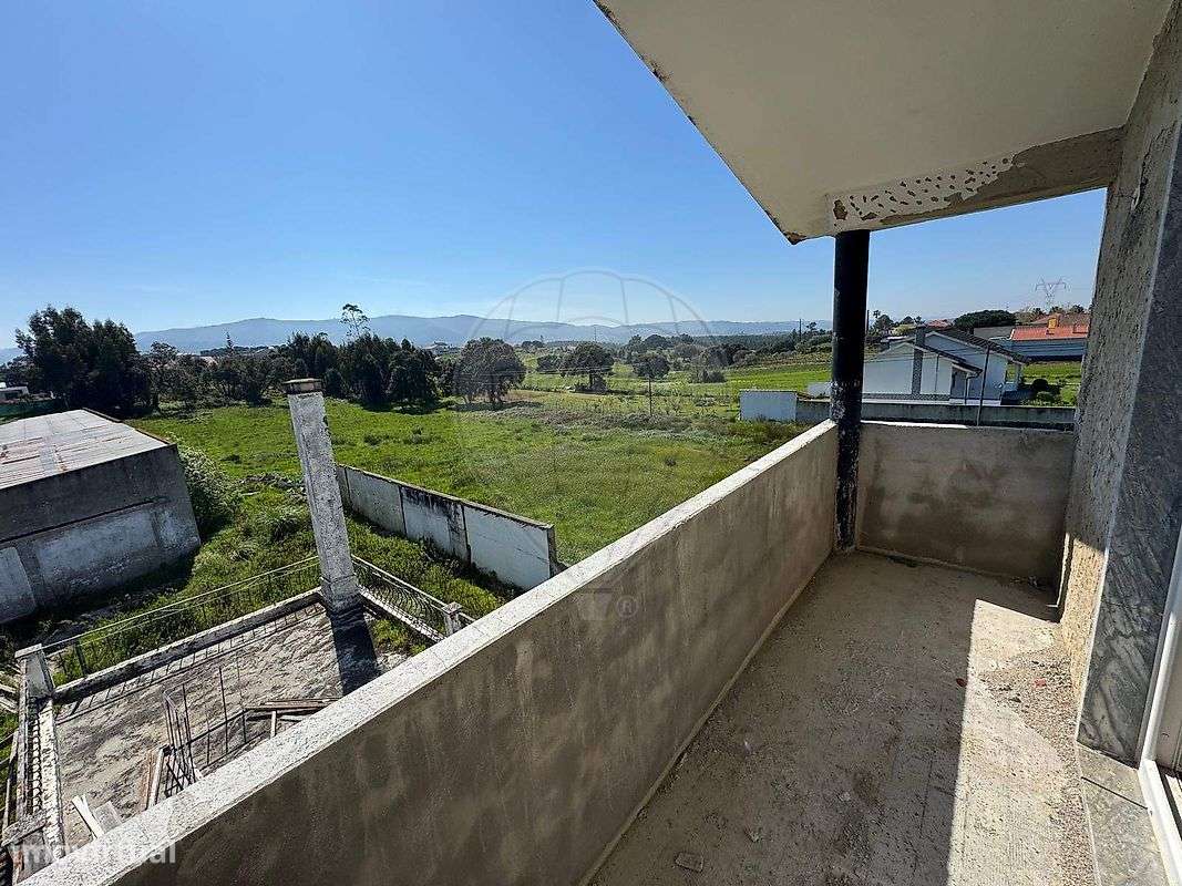Moradia T4 para venda-44