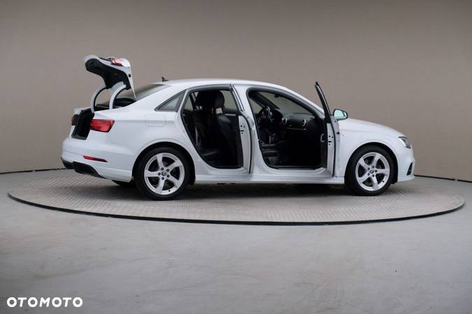 Audi A3 1.5 TFSI Sport S tronic - 6