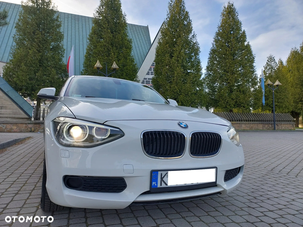 BMW Seria 1 116d Sport Line - 5