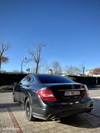 Mercedes-Benz C - 6