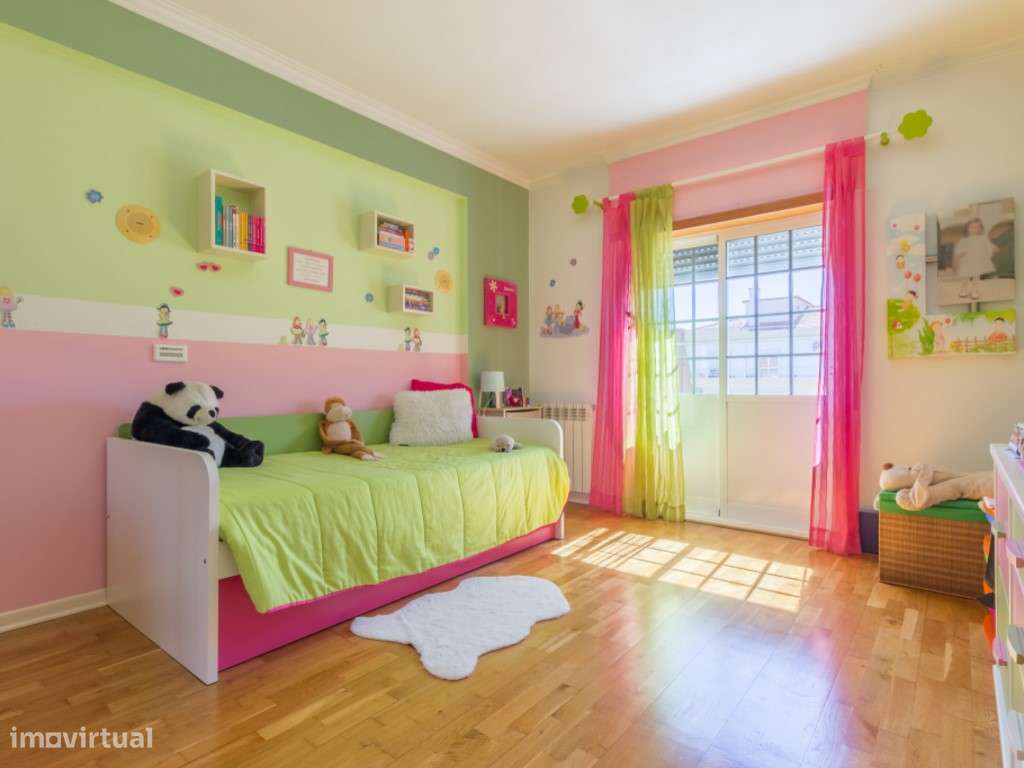 Apartamento T4 - Zona Premium - Seixal-12