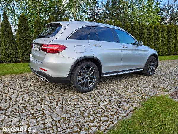 Mercedes-Benz GLC 250 4Matic 9G-TRONIC AMG Line - 4