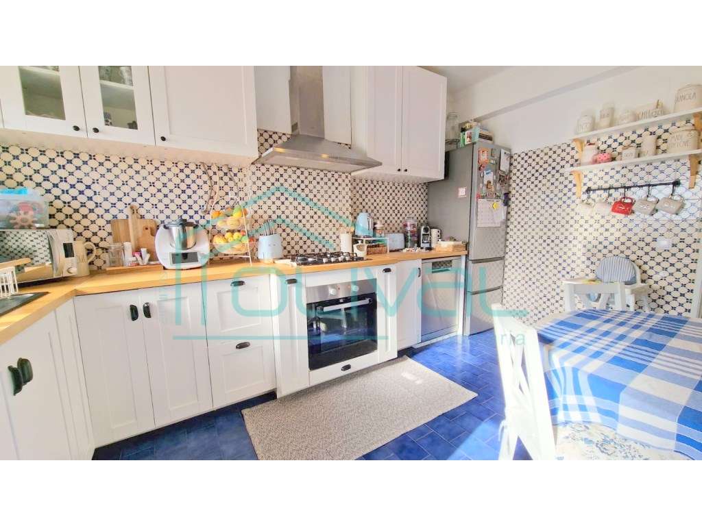 Apartamento T3 centro de Samora Correia-10