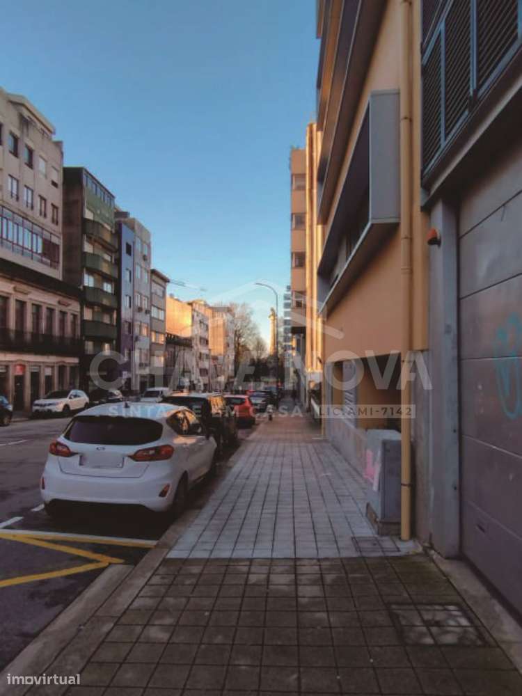 Apartamento T2 com Suíte e Terraço – Boavista, Porto - Grande imagem: 5/47