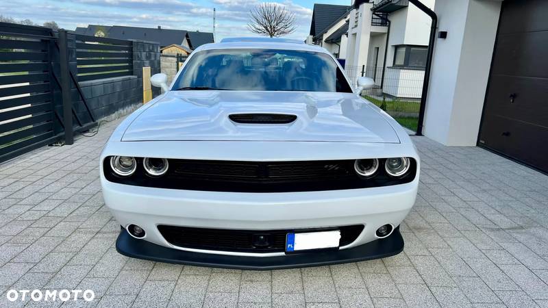 Dodge Challenger 5.7 R/T - 6