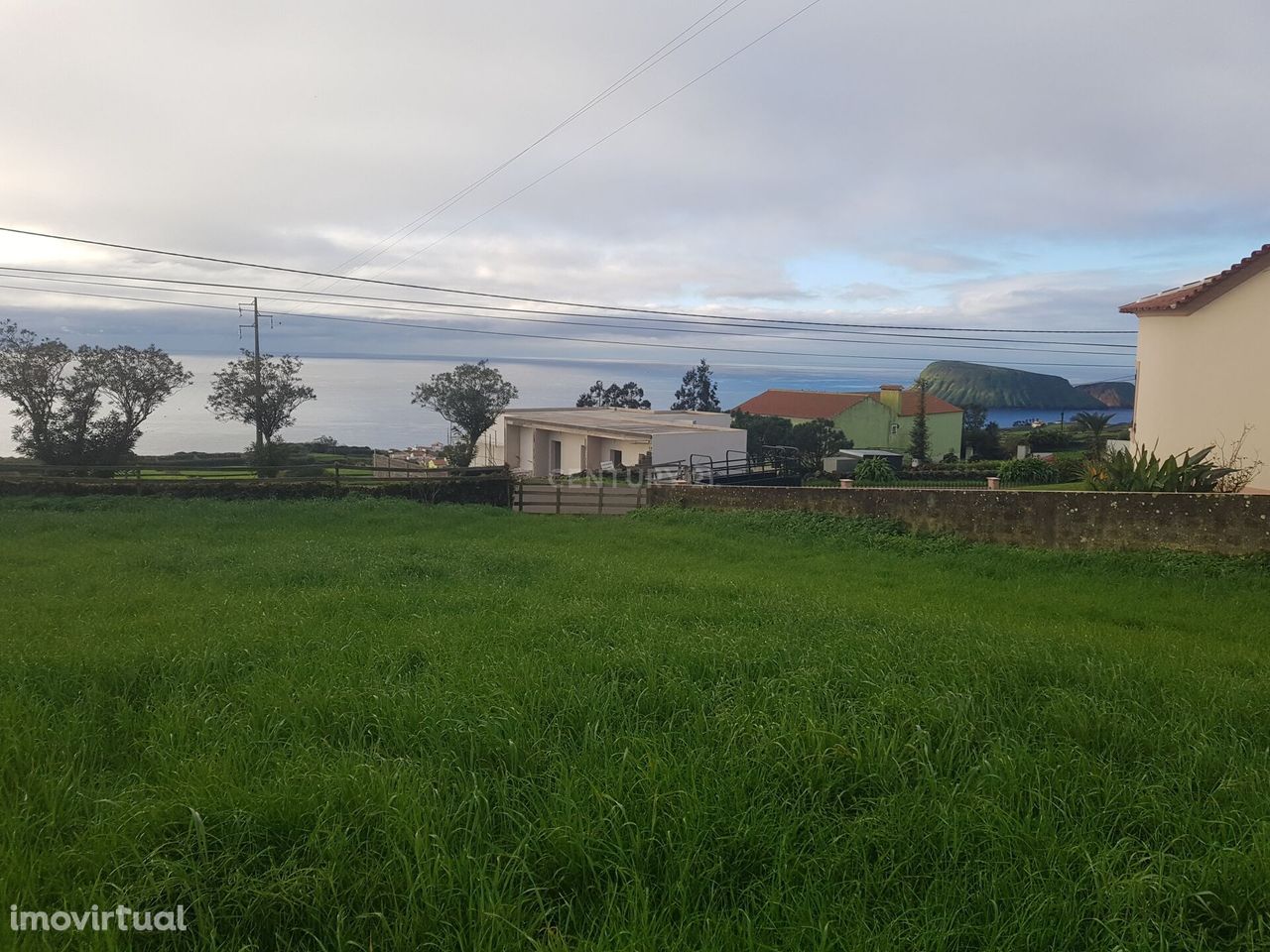 Excelente Terreno na Vila do Porto Judeu