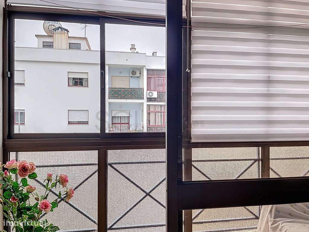 Apartamento T3 com arrecadação Serrado Amora - Grande imagem: 4/25