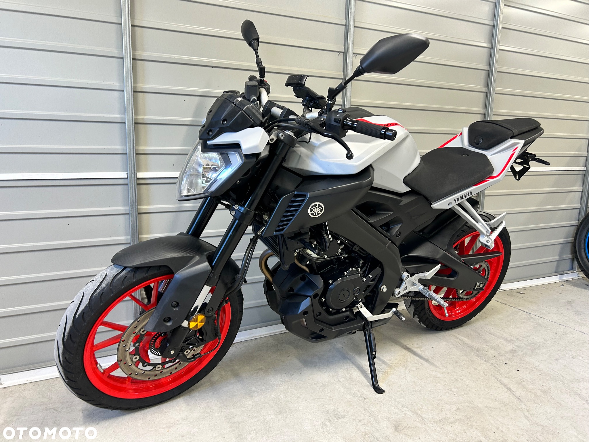 Yamaha MT - 4