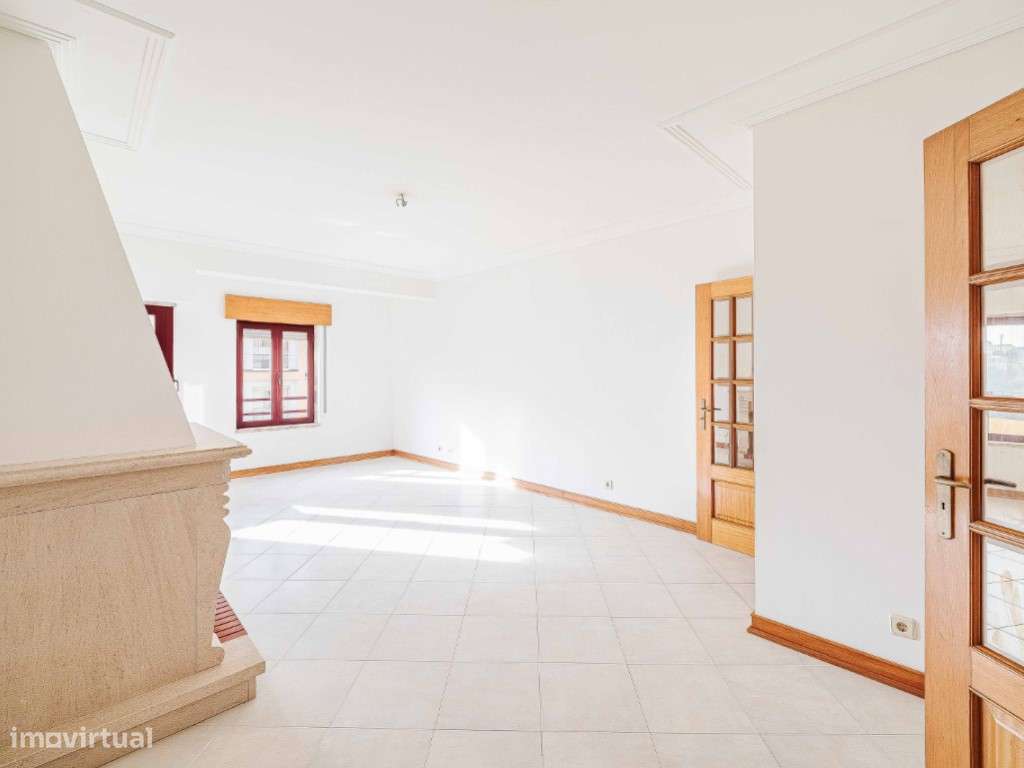 Apartamento T2 Espaçoso e Central em Mafra - Ideal para Famílias - Grande imagem: 3/46