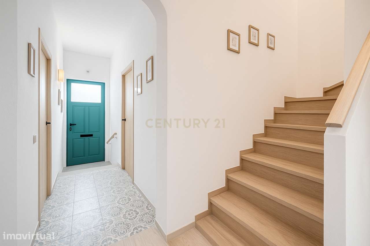 Moradia com 3 Quartos, Quintal e Terraço – Excelente Localização em Al - Grande imagem: 5/25