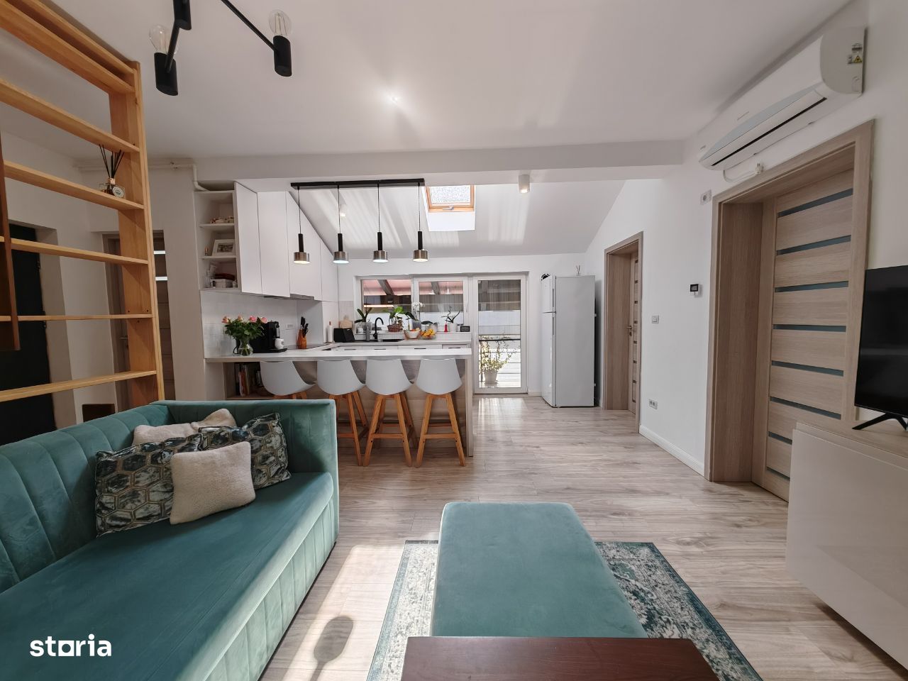Apartament 3 camere Micalaca bloc nou mobilat/utilat direct proprietar