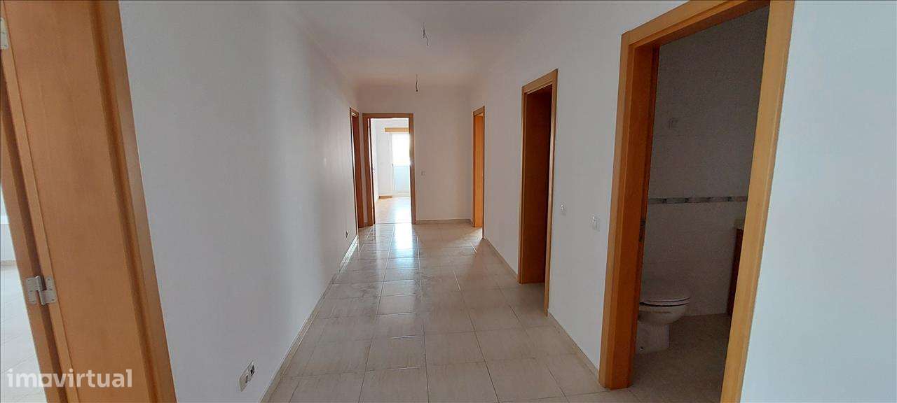 Apartamento em Azambuja, Azambuja - Grande imagem: 5/16