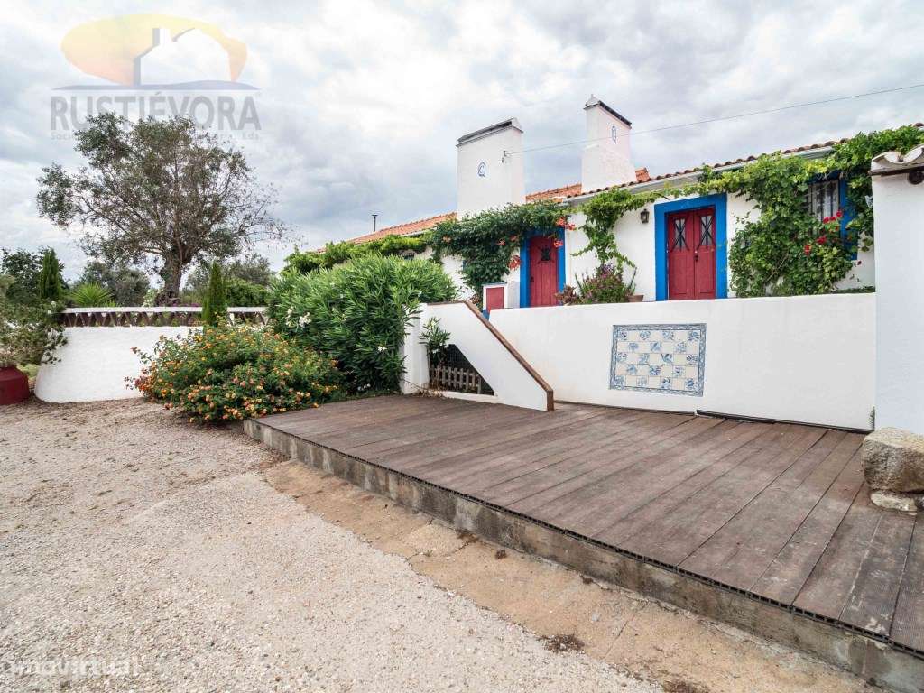 Quinta com 16 ha, com 4 Moradias Unifamiliares, piscina e várias ár...-48