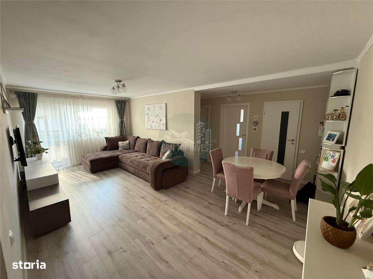 Apartament decomandat cu 3 camere gradina de 90 mp in Selimbar - Imagine principală: 2/16