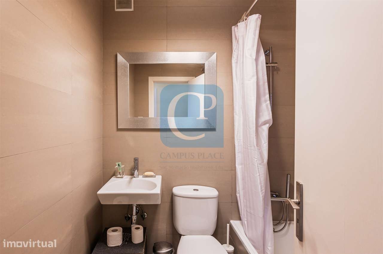 Apartamento T2 com lugar de garagem de arrumos nos Caulinos-20