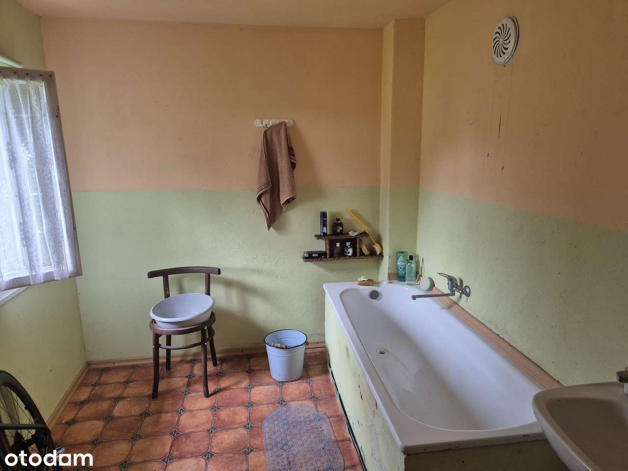 DOM MUROWANY w widokowej okolicy-6