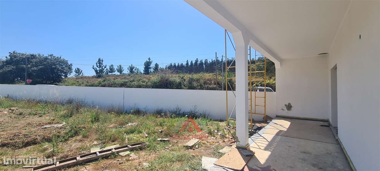 Moradia T3 - Rés-do-chão - Grande Jardim - Grande imagem: 4/13