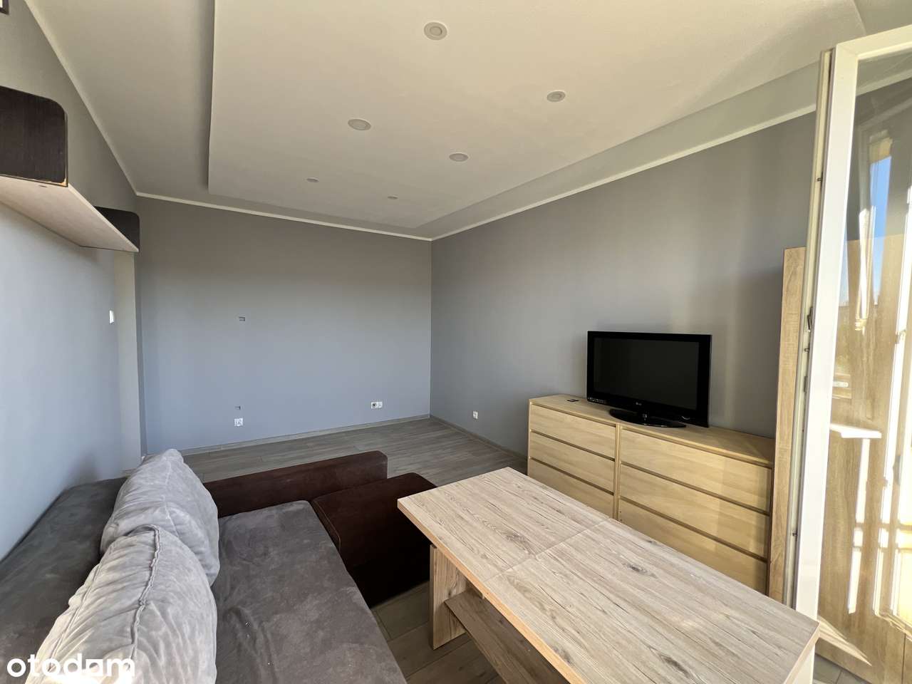 Dwa pokoje z balkonem + piwnica-1