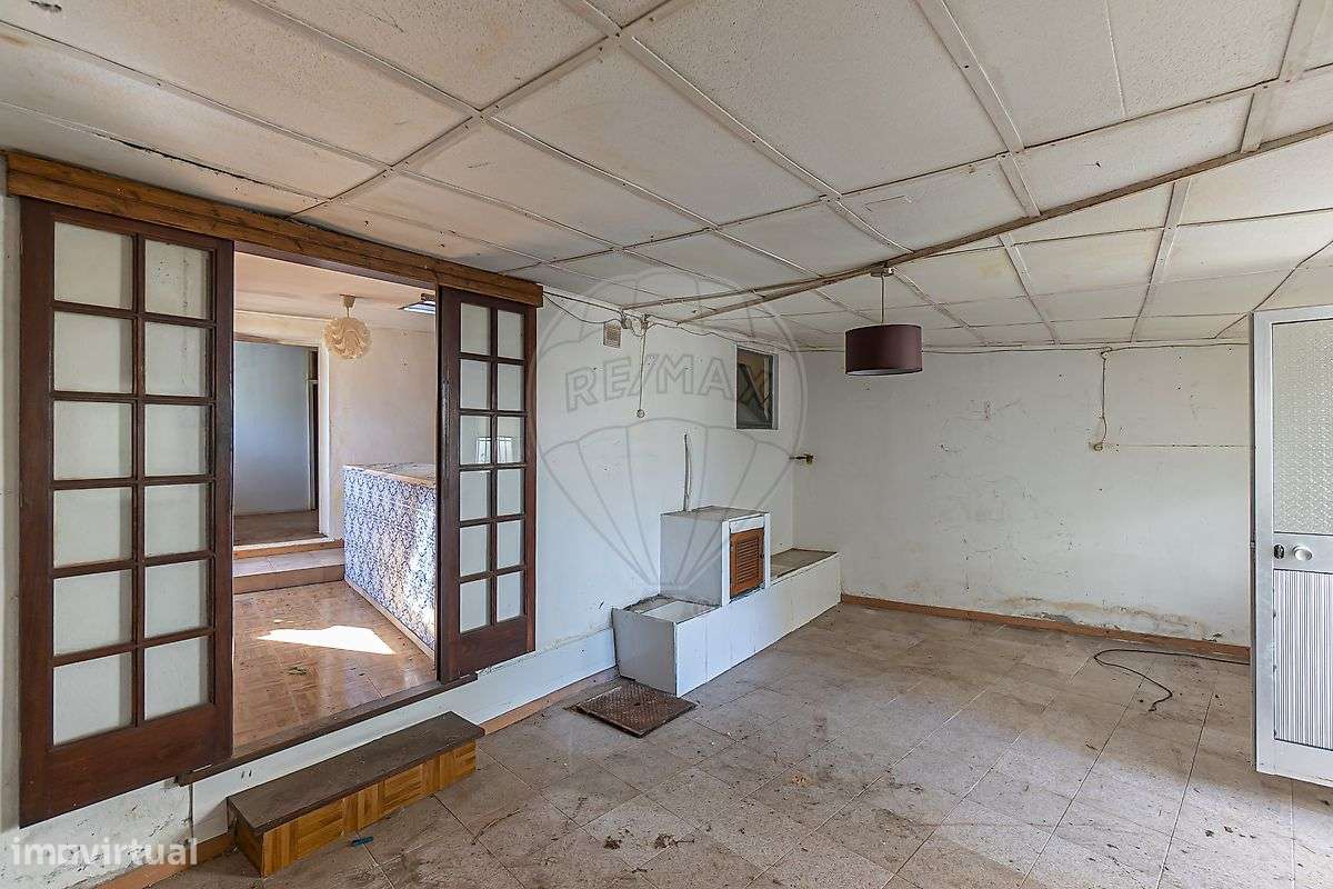 Moradia T2 para venda - Grande imagem: 2/26