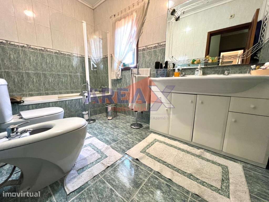 Moradia Geminada T3 em Vila de Cucujães-21