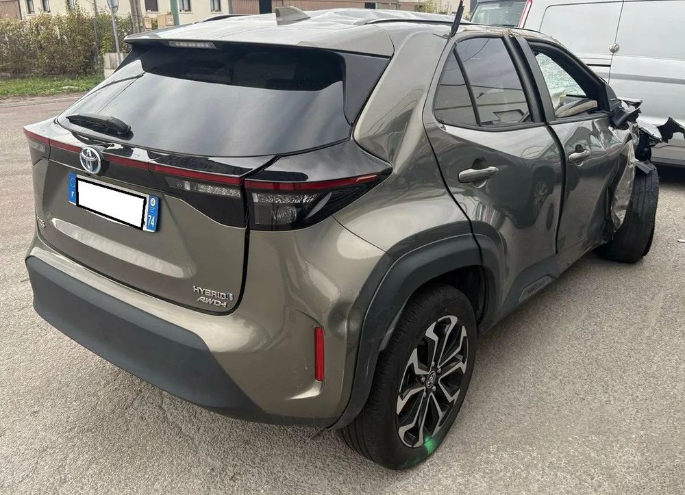 Toyota Yaris Cross 1.5 VVT-i AWD-i Premiere Edition 2024