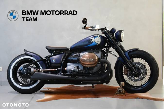 BMW R - 1