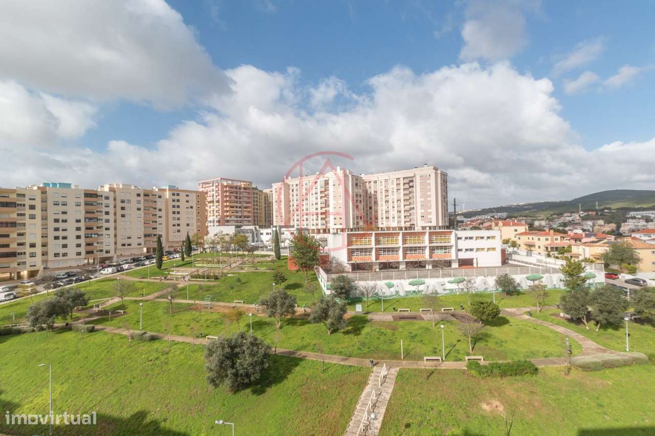 T2 Povoa de Santa Iria com varanda-11