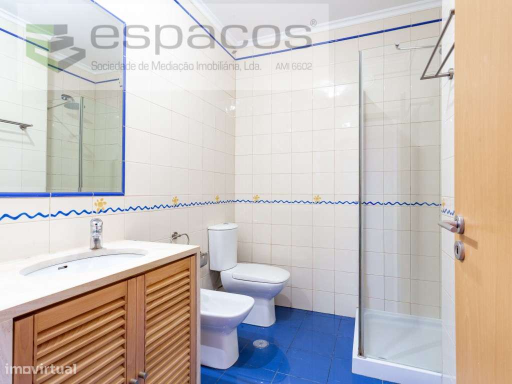 T2 na Quinta da Parreirinha, Vista rio, Parqueamento e arrecadação-10