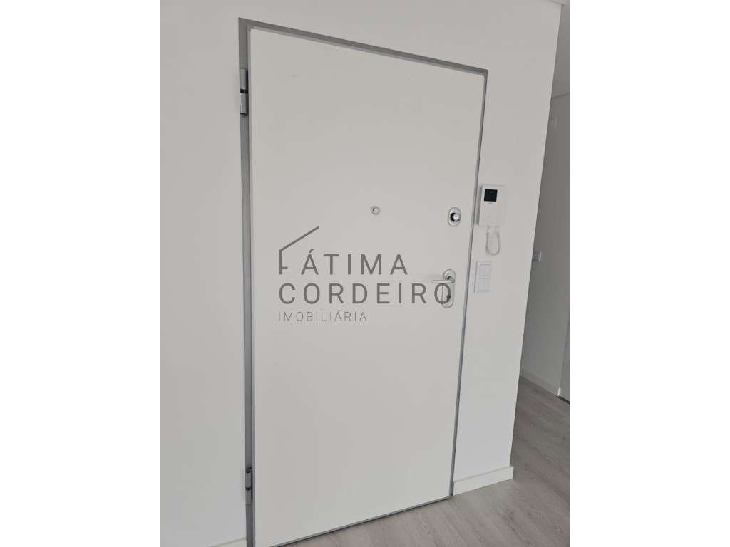 Apartamento T2 em Construção | Zona Premium de Vale de Milhaços - Grande imagem: 5/34