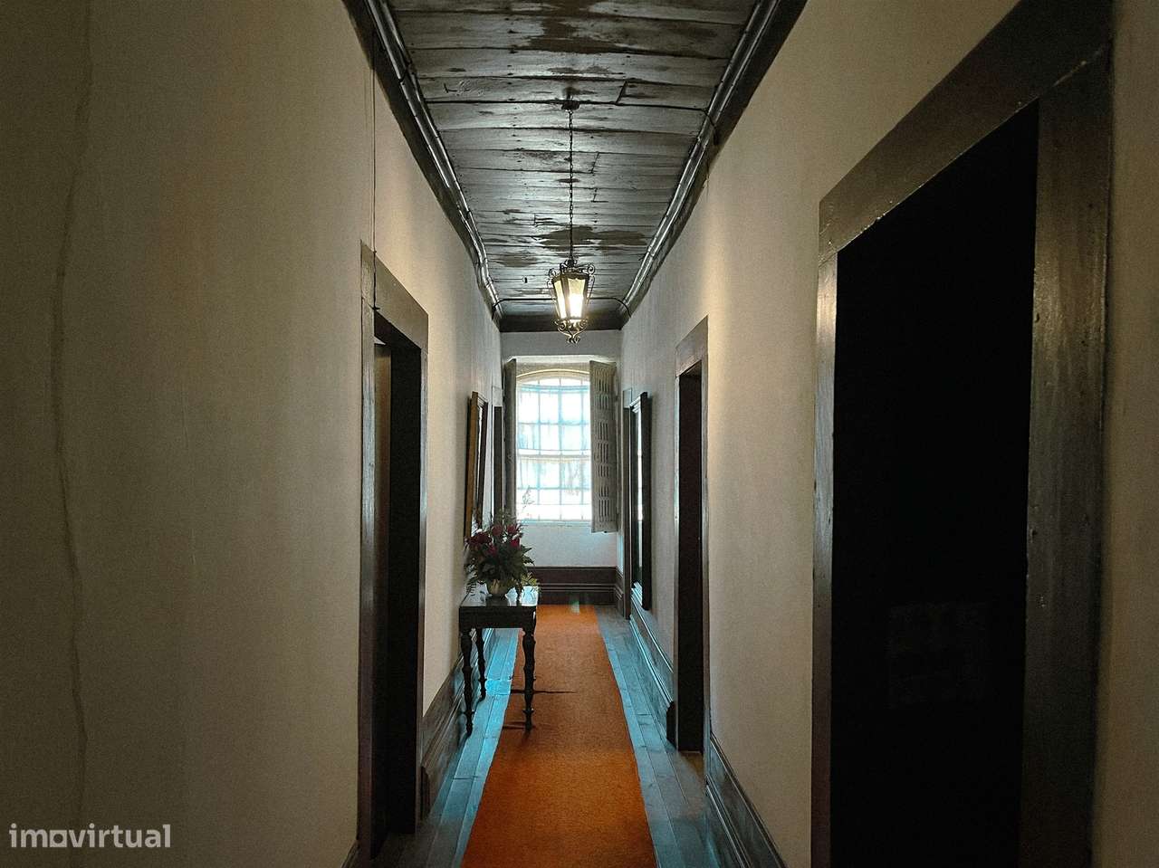 Quinta com Casa senhorial brasonada do Século XVIII na região do Douro-48