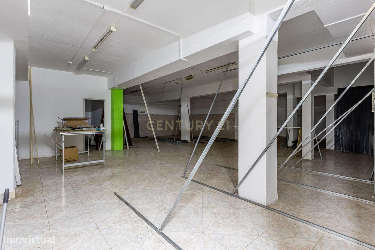 Garagem com Negócio em Funcionamento e Elevado Potencial de Rentabilid-11