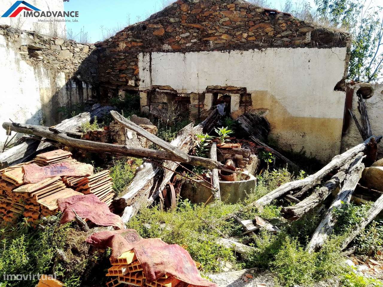Casa para Recuperar com Terreno e Lagar em Lorvão, Penacova, Coimbra-22