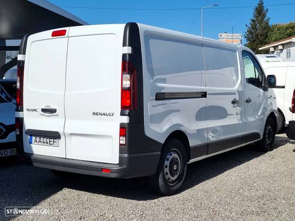 Renault Trafic 2.0 dCi L2H1 (Longa) 145 Cv - 2