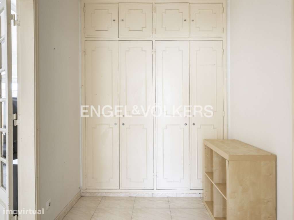 T4 com terraço com vista desafogada-4